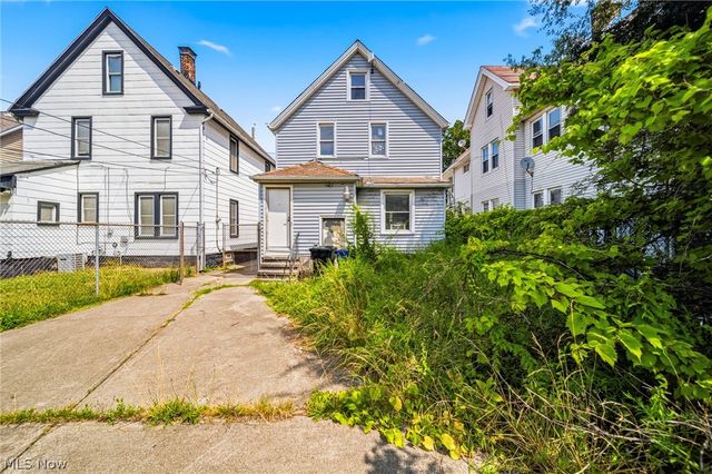 9512 Easton Avenue, Cleveland, OH 44104