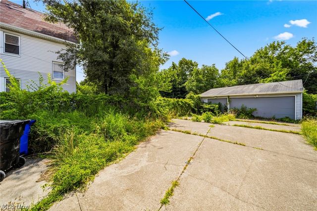 9512 Easton Avenue, Cleveland, OH 44104