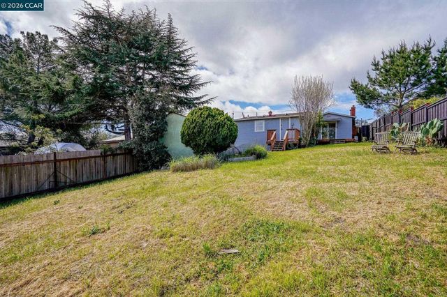 742 La Paloma Rd, El Sobrante, CA 94803