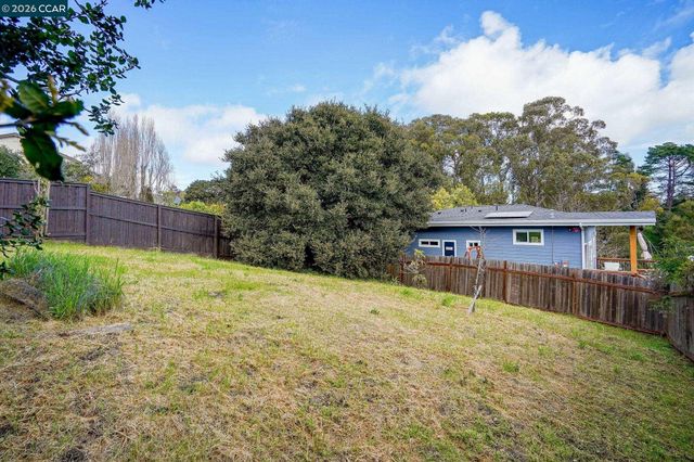 742 La Paloma Rd, El Sobrante, CA 94803