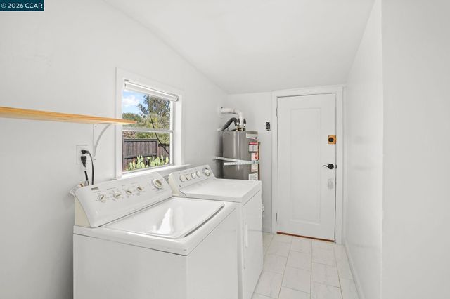 742 La Paloma Rd, El Sobrante, CA 94803