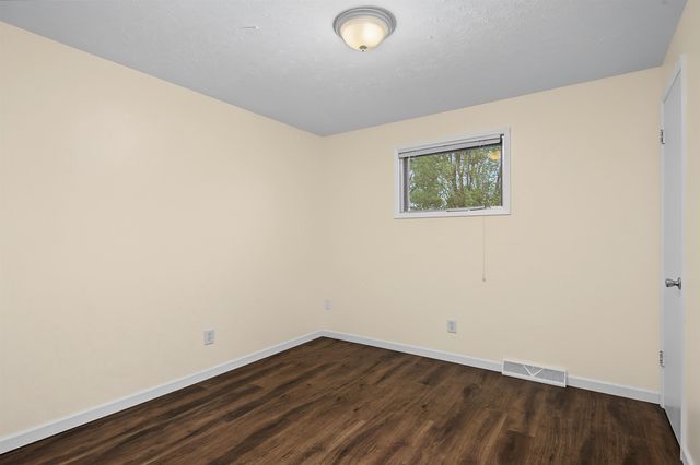 8223 N HOWARD St, Spokane, WA 99208