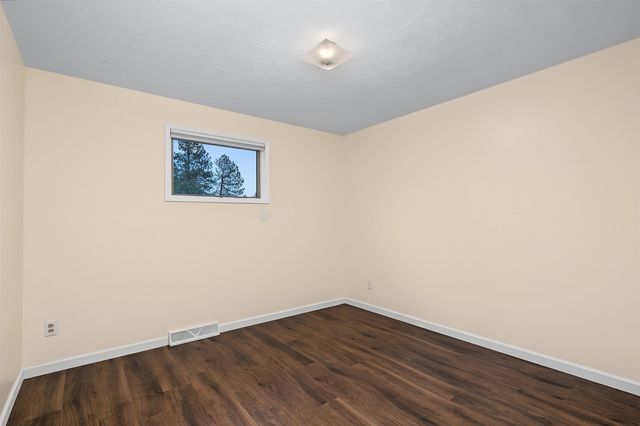 8223 N HOWARD St, Spokane, WA 99208