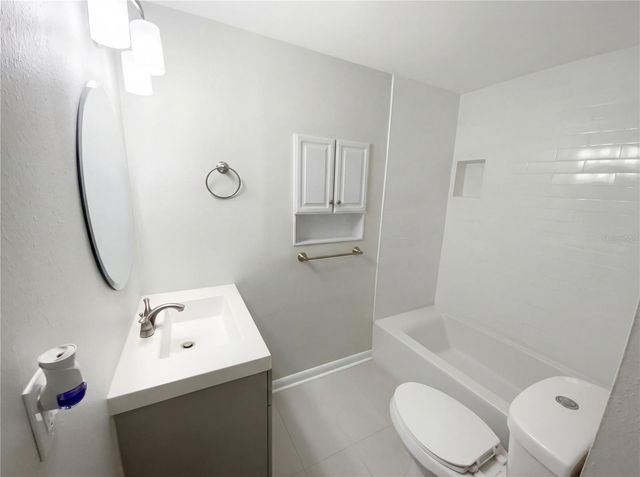 8632 94TH STREET, Seminole, FL 33777