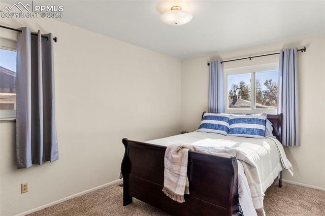 102 Landoe Lane, Colorado Springs, CO 80911