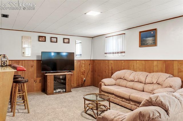 102 Landoe Lane, Colorado Springs, CO 80911