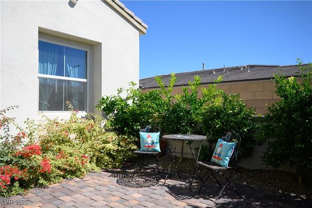 10196 Millholm Avenue, Las Vegas, NV 89166