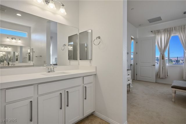 10196 Millholm Avenue, Las Vegas, NV 89166