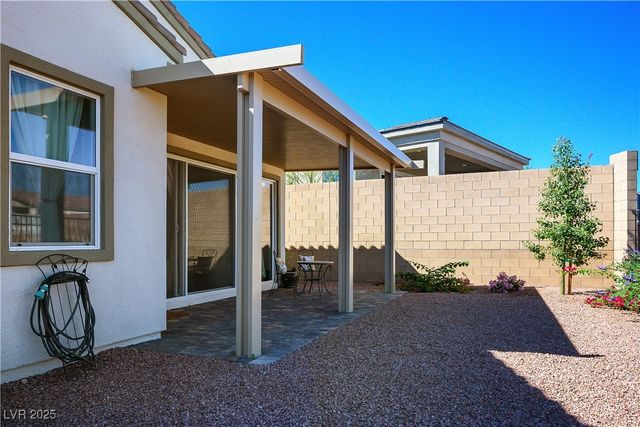 10196 Millholm Avenue, Las Vegas, NV 89166