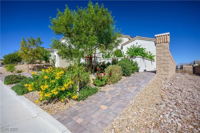 10196 Millholm Avenue, Las Vegas, NV 89166