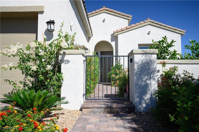 10196 Millholm Avenue, Las Vegas, NV 89166