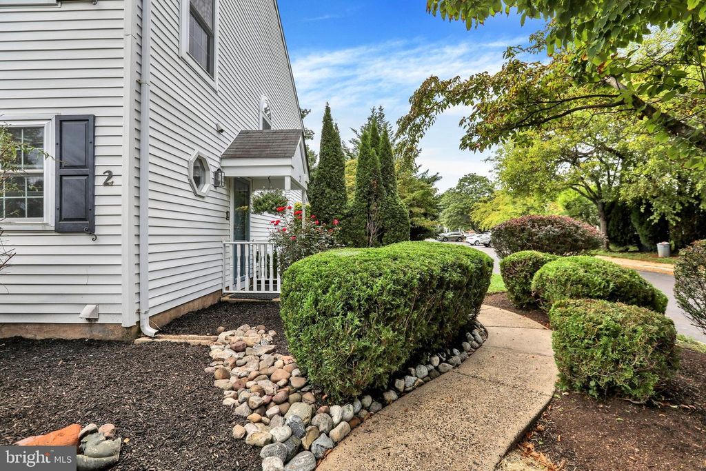 2 TAYLORS WAY, HOLLAND, PA 18966 — photo 3