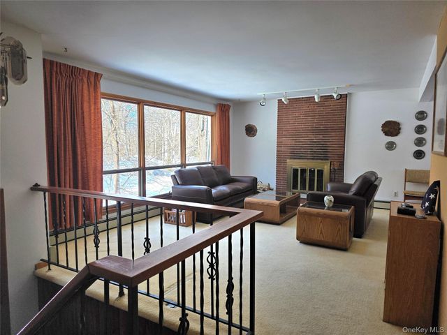 94 Whangtown Road, Carmel, NY 10512