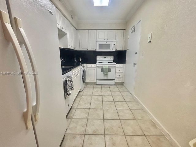 2501 S Ocean Drive 433, Hollywood, FL 33019