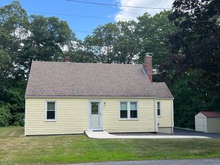 5 Mulberry Drive, Clinton, MA 01510