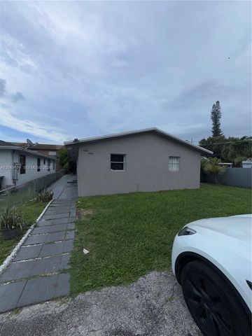 5912 Fillmore Street 12, Hollywood, FL 33021