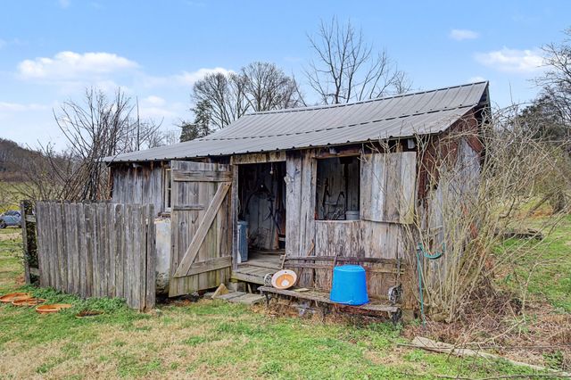 5849 N Lick Creek Rd, Franklin, TN 37064