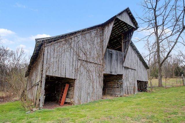5849 N Lick Creek Rd, Franklin, TN 37064