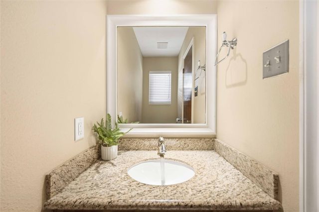 514 Lorie Lane, Pasadena, TX 77586