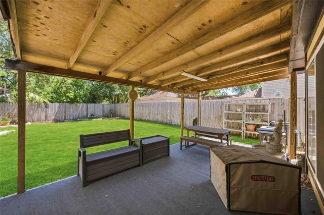 514 Lorie Lane, Pasadena, TX 77586