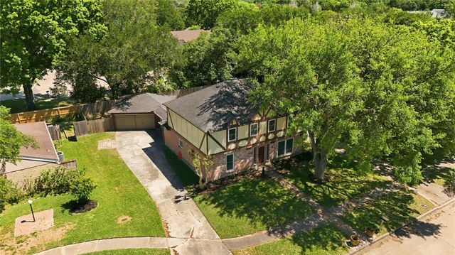 514 Lorie Lane, Pasadena, TX 77586
