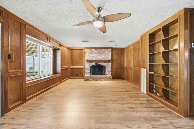 514 Lorie Lane, Pasadena, TX 77586