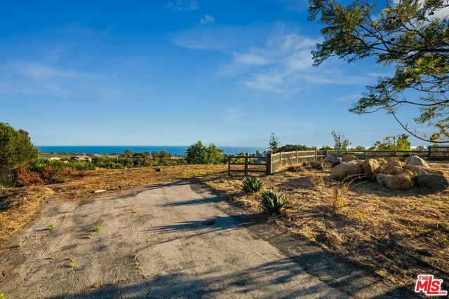 29829 Harvester Road, Malibu, CA 90265