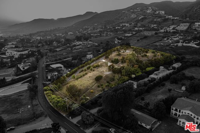 29829 Harvester Road, Malibu, CA 90265