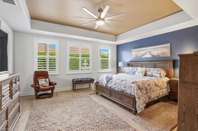 587 Avellino Isles CIR 23101, Naples, FL 34119