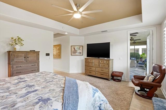 587 Avellino Isles CIR 23101, Naples, FL 34119