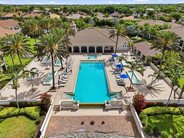 587 Avellino Isles CIR 23101, Naples, FL 34119