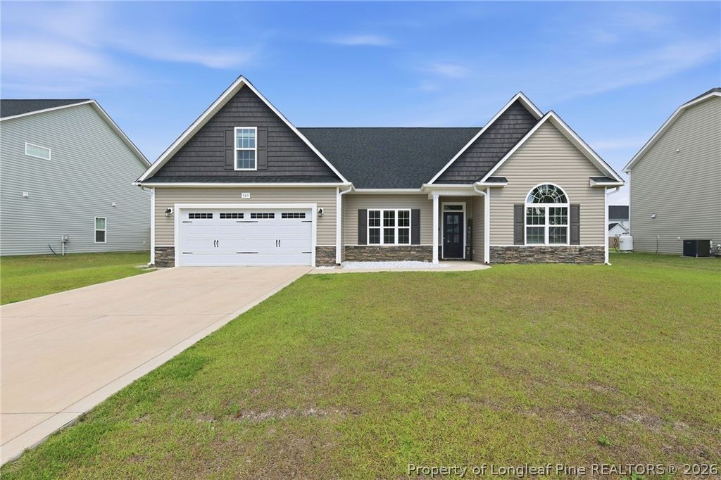 365 Whitestone Drive, Fayetteville, NC 28312 — exterior