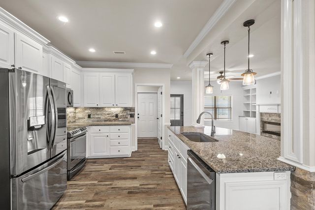 125 Tanglewood Drive, Headland, AL 36345