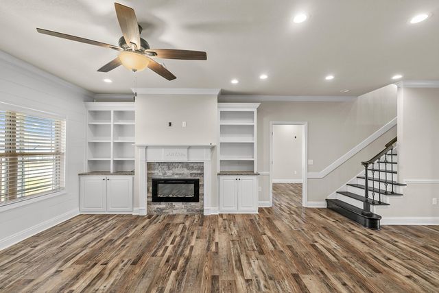 125 Tanglewood Drive, Headland, AL 36345