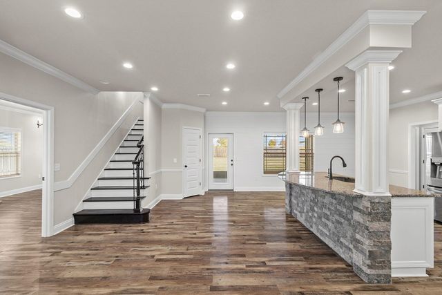 125 Tanglewood Drive, Headland, AL 36345