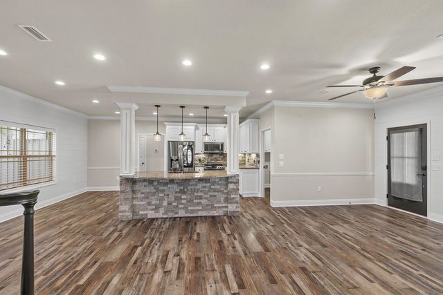 125 Tanglewood Drive, Headland, AL 36345