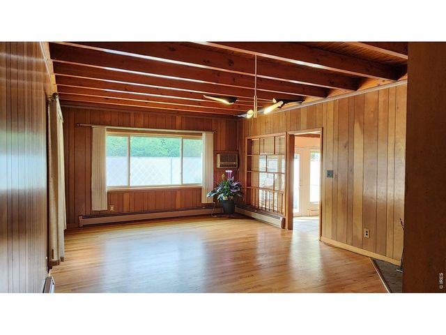 441 W 11th St, Loveland, CO 80537