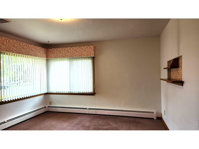 441 W 11th St, Loveland, CO 80537