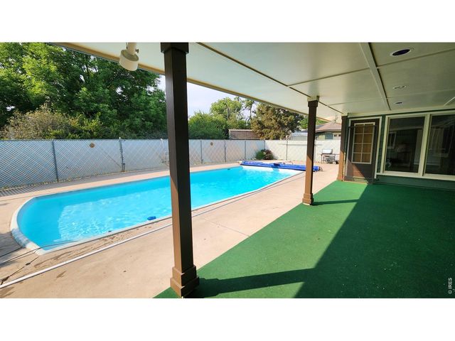 441 W 11th St, Loveland, CO 80537