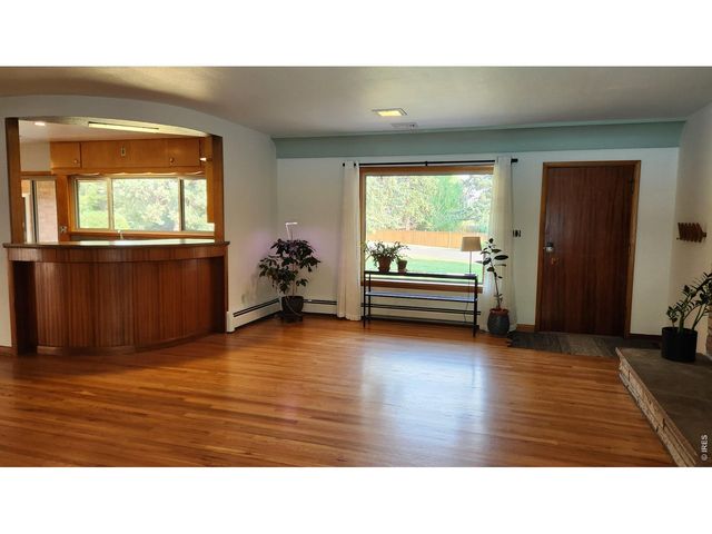 441 W 11th St, Loveland, CO 80537
