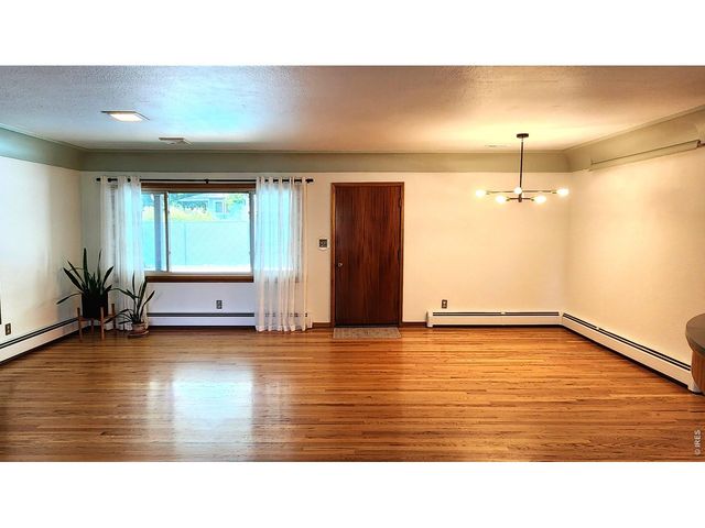 441 W 11th St, Loveland, CO 80537