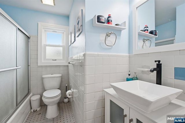 655 Boulevard, New Milford, NJ 07646