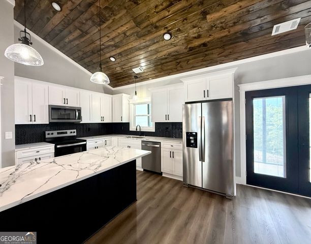 104 Sautee Ridge, Clarkesville, GA 30523