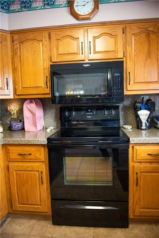 19001 Sunrise Drive, Belton, MO 64012