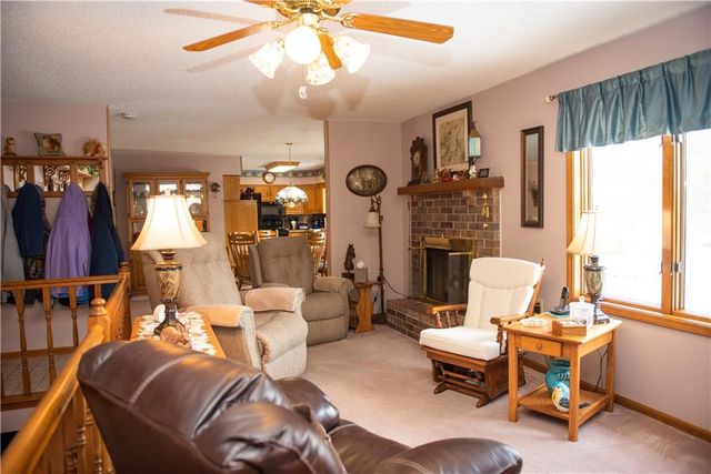 19001 Sunrise Drive, Belton, MO 64012