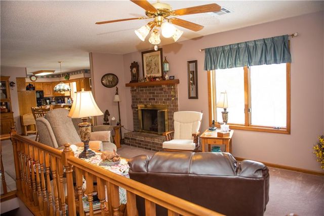 19001 Sunrise Drive, Belton, MO 64012