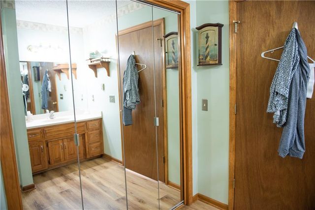 19001 Sunrise Drive, Belton, MO 64012