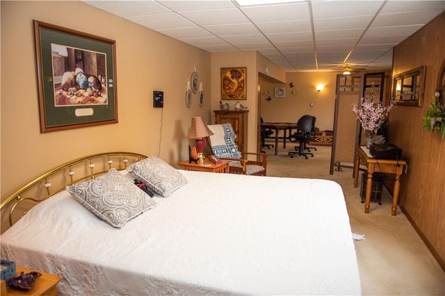 19001 Sunrise Drive, Belton, MO 64012