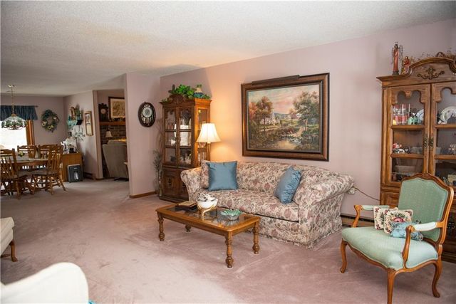 19001 Sunrise Drive, Belton, MO 64012