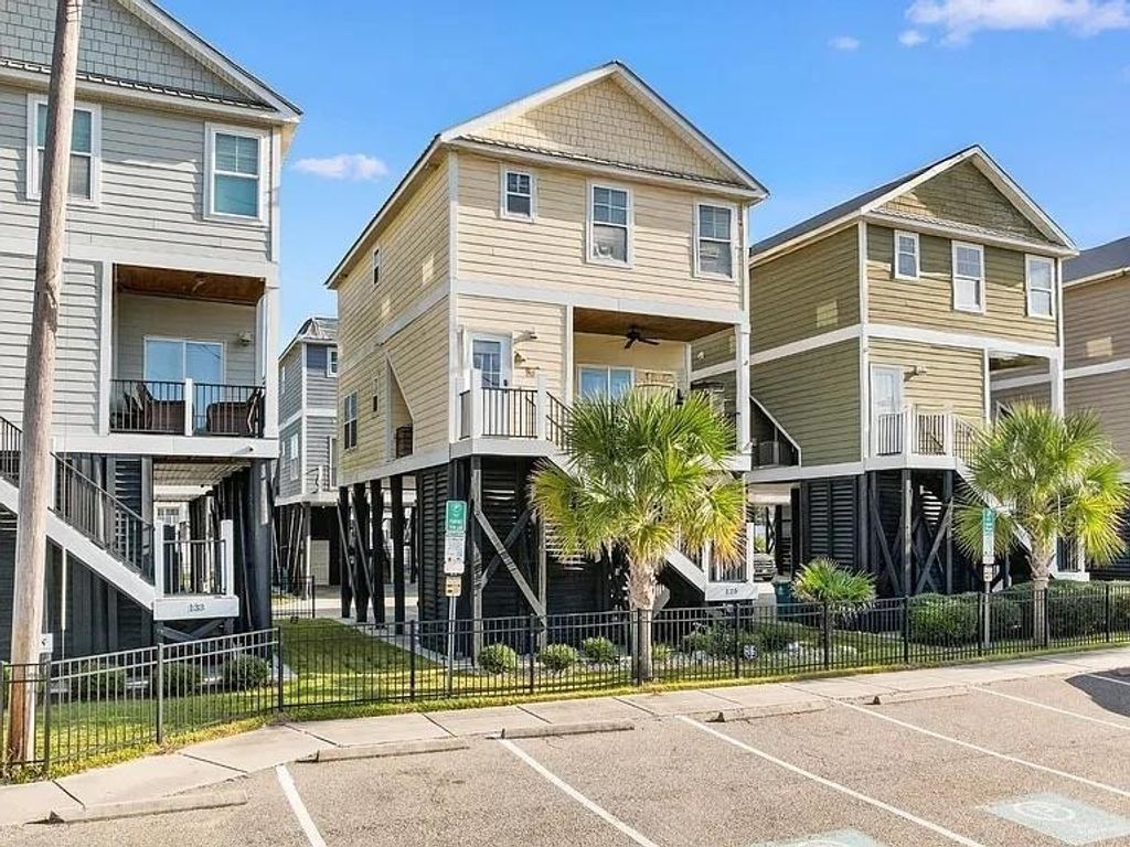 125 Garden City Retreat Dr., Garden City Beach, SC 29576 — photo 2
